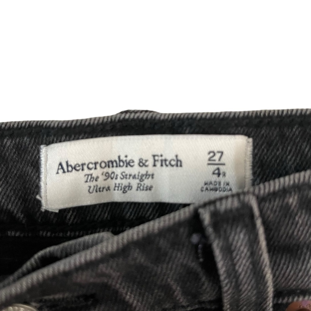 NWT Abercrombie & Fitch The 90s Straight Leg Ultra High Rise Women Jeans Size 4 - Picture 8 of 8